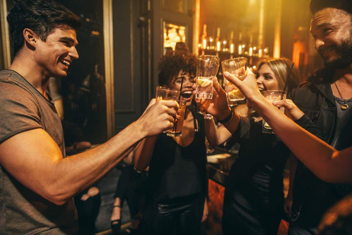 10 BEST Broadbeach Bars & Clubs: Experience the Nightlife in Broadbeach
